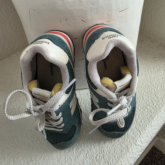 Toddler New Balance Classic 574 In New Spruce - Picture 4 of 13